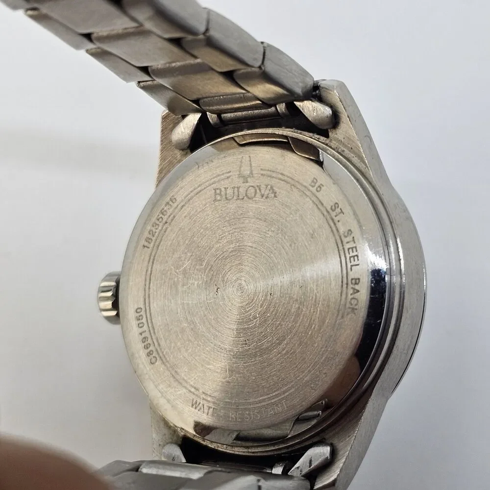 Bulova Women's Watch 28MM Gray Dial Bracelet‎ Band 7.5